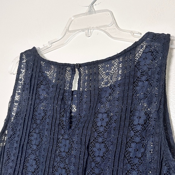 3/$20💥 Loft Sheer Floral Lace Sleeveless Camisole Tank Top Navy Blue - Picture 9 of 14